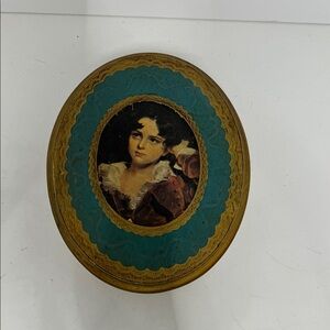 Vintage-Inspired Gold&Green Jewelry Box Plays Rain Drops keep falling on my head